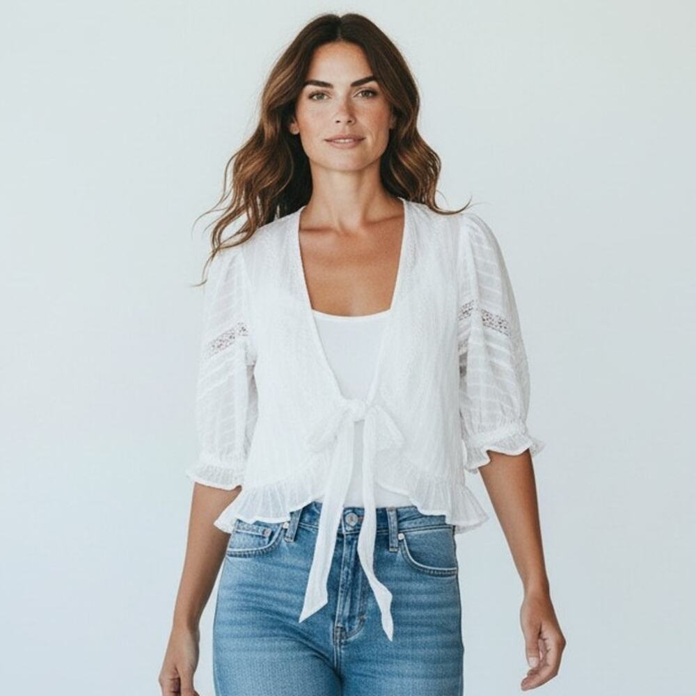 Top M American Eagle White Tie-Front Blouse cottagecore boho and coastal croquet